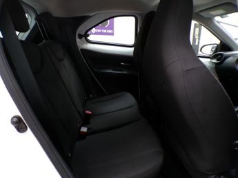 TOYOTA AYGO X 1.0 VVT-I PURE 5DR Automatic
