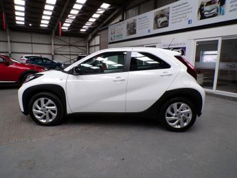 TOYOTA AYGO X 1.0 VVT-I PURE 5DR Automatic