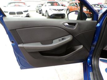 RENAULT CLIO 1.6 E-TECH ENGINEERED PHEV 5DR Automatic