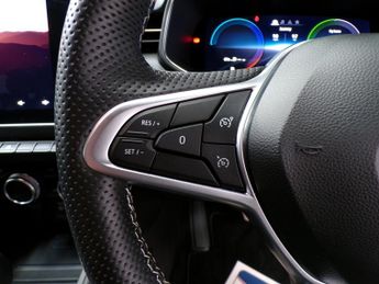 RENAULT CLIO 1.6 E-TECH ENGINEERED PHEV 5DR Automatic