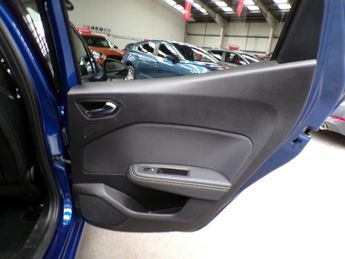 RENAULT CLIO 1.6 E-TECH ENGINEERED PHEV 5DR Automatic