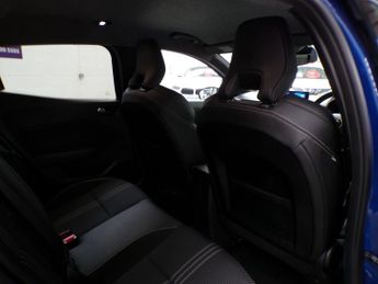 RENAULT CLIO 1.6 E-TECH ENGINEERED PHEV 5DR Automatic