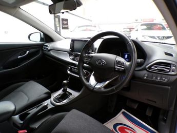 HYUNDAI I30 1.0 T-GDI SE CONNECT MHEV 5DR Automatic