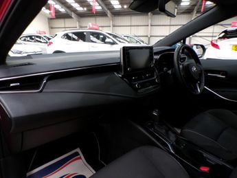 TOYOTA COROLLA 1.8 VVT-I DESIGN 5DR CVT