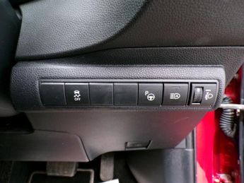 TOYOTA COROLLA 1.8 VVT-I DESIGN 5DR CVT