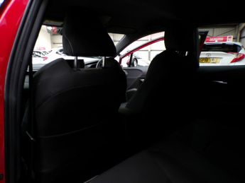 TOYOTA COROLLA 1.8 VVT-I DESIGN 5DR CVT