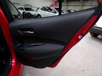 TOYOTA COROLLA 1.8 VVT-I DESIGN 5DR CVT