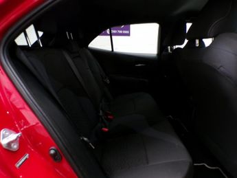 TOYOTA COROLLA 1.8 VVT-I DESIGN 5DR CVT