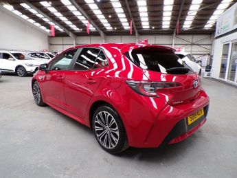 TOYOTA COROLLA 1.8 VVT-I DESIGN 5DR CVT
