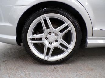 MERCEDES-BENZ C-CLASS 2.1 C220 CDI BLUEEFFICIENCY SPORT 4DR Automatic