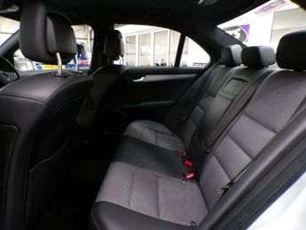 MERCEDES-BENZ C-CLASS 2.1 C220 CDI BLUEEFFICIENCY SPORT 4DR Automatic