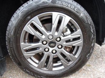 FORD TOURNEO CUSTOM 340 TITANIUM 5DR AUTOMATIC