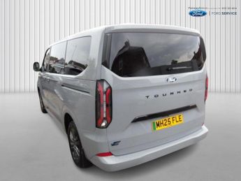 FORD TOURNEO CUSTOM 340 TITANIUM 5DR AUTOMATIC