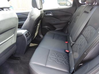 NISSAN QASHQAI 1.3 DIG-T TEKNA XTRONIC 5DR CVT