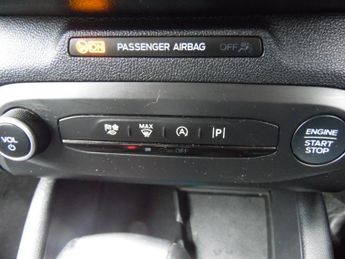 FORD FOCUS 1.0 ST-LINE X MHEV 5DR AUTOMATIC