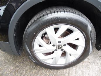 VOLKSWAGEN TIGUAN ALLSPACE 1.5 LIFE TSI DSG 5DR AUTOMATIC