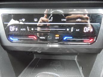 VOLKSWAGEN TIGUAN ALLSPACE 1.5 LIFE TSI DSG 5DR AUTOMATIC