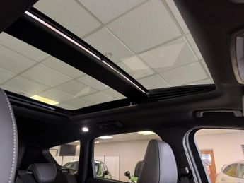 FORD KUGA 2.0 ST-LINE X TDCI 5DR Semi Automatic