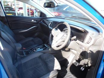VAUXHALL GRANDLAND 1.2 ULTIMATE 5DR AUTOMATIC