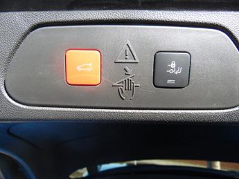 VAUXHALL GRANDLAND 1.2 ULTIMATE 5DR AUTOMATIC