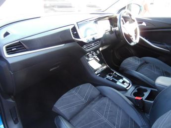 VAUXHALL GRANDLAND 1.2 ULTIMATE 5DR AUTOMATIC