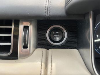 LAND ROVER RANGE ROVER 4.4 SD V8 Autobiography Auto 4WD Euro 5