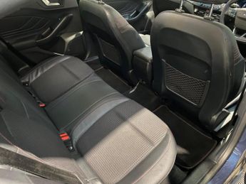 FORD FOCUS 1.0T EcoBoost ST-Line X Auto Euro 6 (s/s)