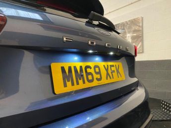 FORD FOCUS 1.0T EcoBoost ST-Line X Auto Euro 6 (s/s)
