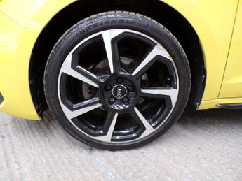 AUDI A1 1.5 SPORTBACK TFSI S LINE STYLE EDITION 5DR Semi Automatic