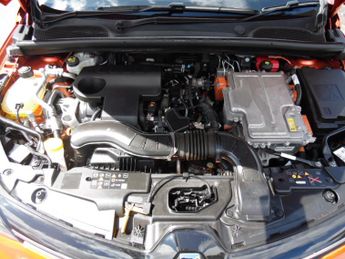 RENAULT CLIO 1.6 TECHNO E-TECH 5DR AUTOMATIC