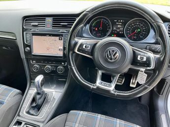 VOLKSWAGEN GOLF 1.4 GTE NAV DSG 5DR Semi Automatic