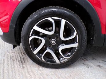 RENAULT CAPTUR 1.5 ICONIC DCI 5DR Automatic