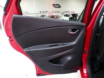 RENAULT CAPTUR 1.5 ICONIC DCI 5DR Automatic
