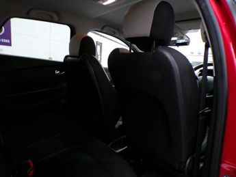 RENAULT CAPTUR 1.5 ICONIC DCI 5DR Automatic