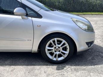 VAUXHALL CORSA 1.2 SXI A/C 16V 3DR Manual