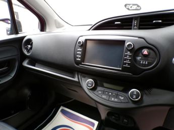 TOYOTA YARIS 1.5 VVT-I DESIGN 5DR CVT
