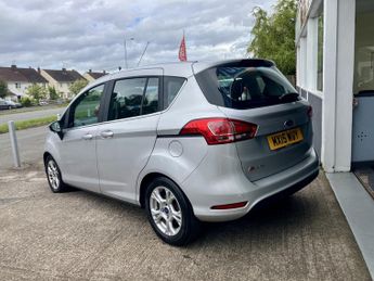 FORD B-MAX 1.4 ZETEC 5DR Manual
