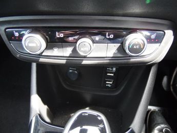 VAUXHALL CROSSLAND 1.2 ULTIMATE 5DR AUTOMATIC