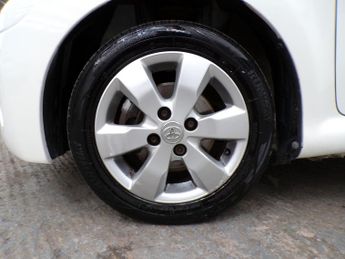 TOYOTA AYGO 1.0 VVT-I FIRE AC 3DR Manual