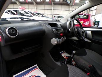 TOYOTA AYGO 1.0 VVT-I FIRE AC 3DR Manual