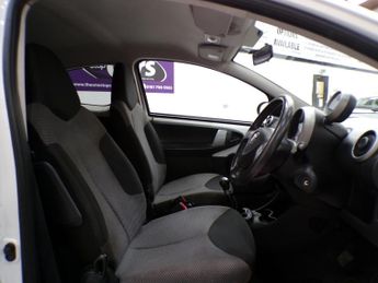TOYOTA AYGO 1.0 VVT-I FIRE AC 3DR Manual
