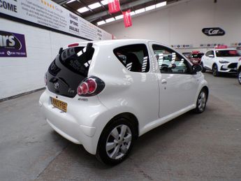 TOYOTA AYGO 1.0 VVT-I FIRE AC 3DR Manual