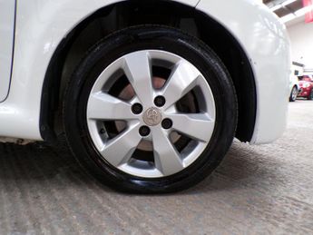 TOYOTA AYGO 1.0 VVT-I FIRE AC 3DR Manual