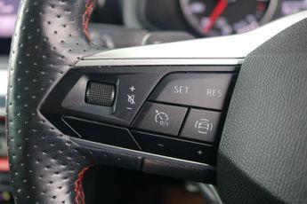 SEAT ARONA HATCHBACK 1.0 ECOTSI FR DSG 5DR Semi Automatic
