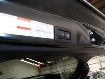 TOYOTA YARIS CROSS 1.5 PREMIERE EDITION 5DR Automatic