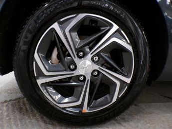 HYUNDAI I30 1.0 T-GDI SE CONNECT MHEV 5DR Automatic