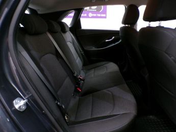 HYUNDAI I30 1.0 T-GDI SE CONNECT MHEV 5DR Automatic