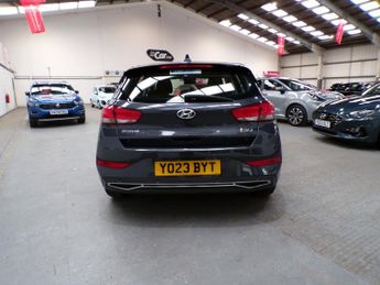 HYUNDAI I30 1.0 T-GDI SE CONNECT MHEV 5DR Automatic