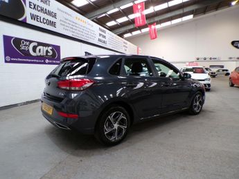 HYUNDAI I30 1.0 T-GDI SE CONNECT MHEV 5DR Automatic