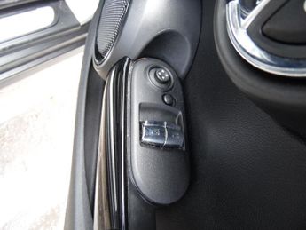MINI HATCH COOPER S LEVEL 1 3DR AUTOMATIC